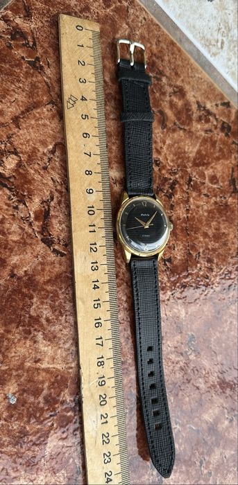 Сьветски механичен часовник Ракета  позлатена 20,балтика,60-70 години