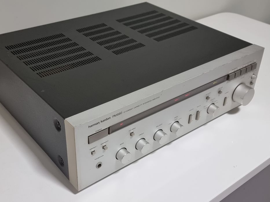 Harman/Kardon PM660 integrated amplifier