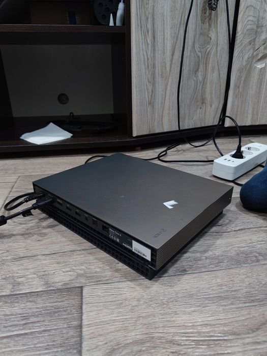 xbox one x gold rush edition
