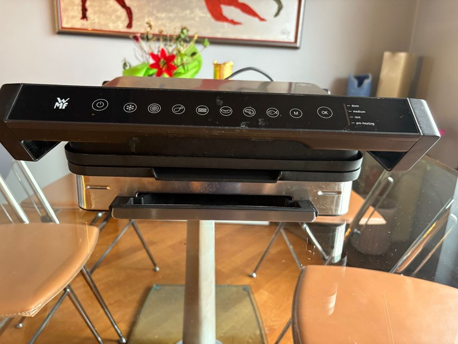 Контактен грил Profi Plus Perfection WMF