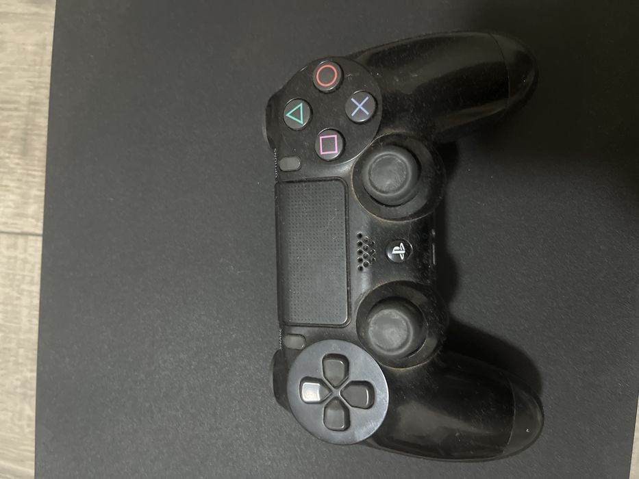 Playstation 4 slim