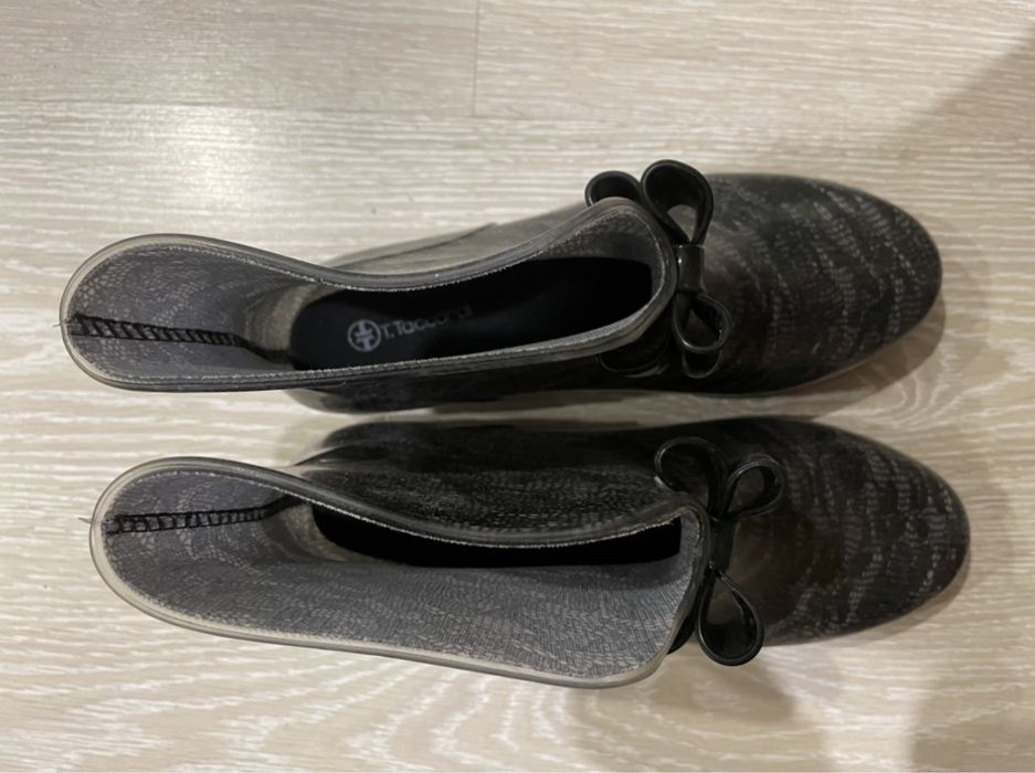 Резиновые сапоги