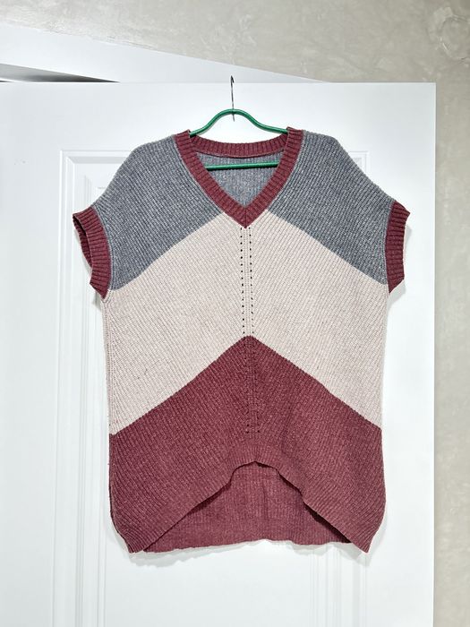 Продается женские одежды