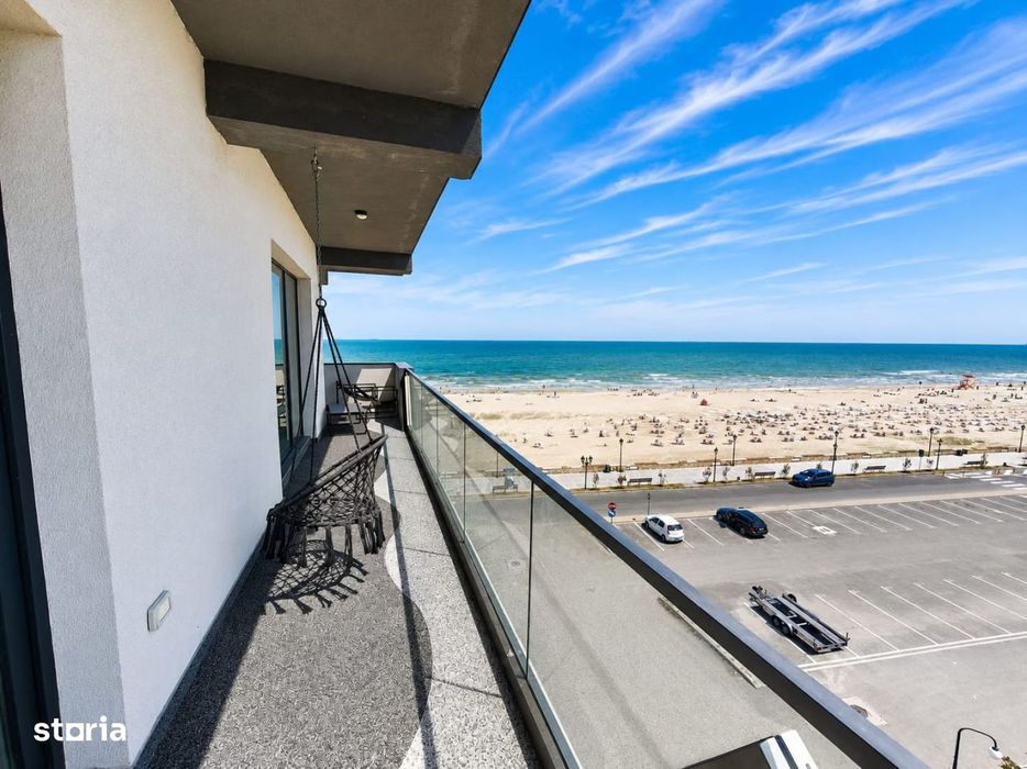 Inchiriere Apartamente vedere frontala la mare prima linie