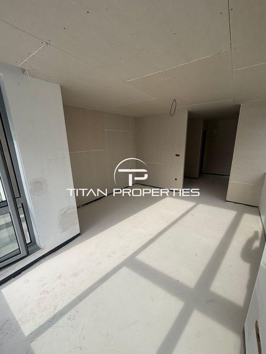 Лична Оферта! Двустаен апартамент с акт 16 в Центъра