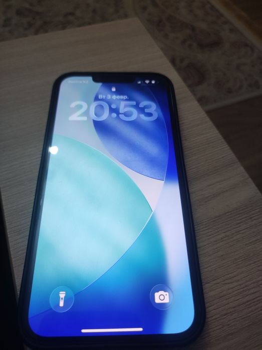 Продам айфон 14 128 гб