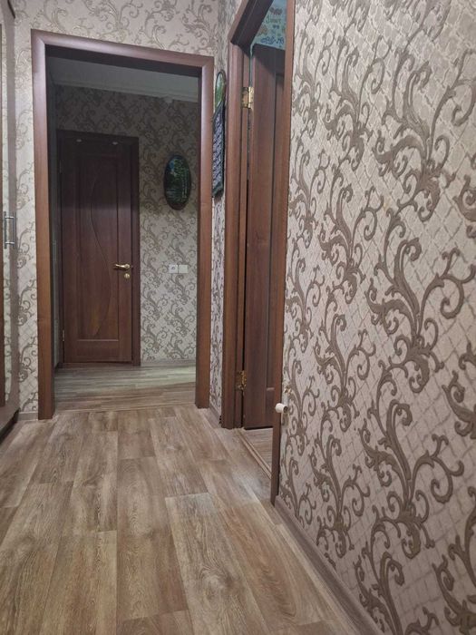 продам 2х ком квартиру центр