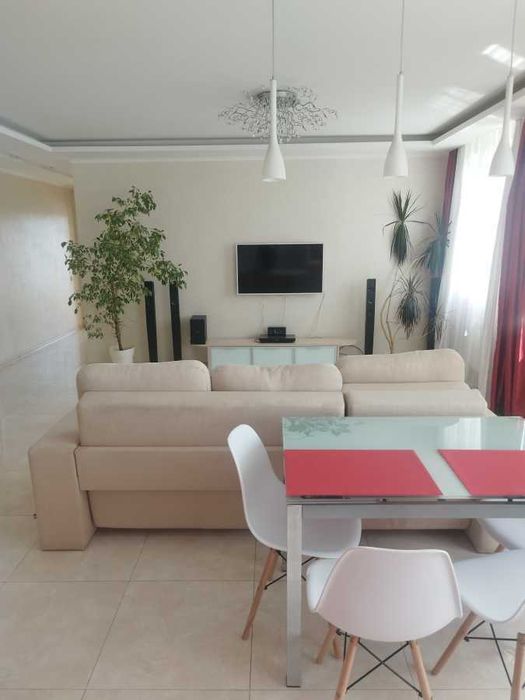 Дава се под наем Двустаен апартамент в София, Зона Б-5 - 65 кв.м за 459 € - Снимка #3