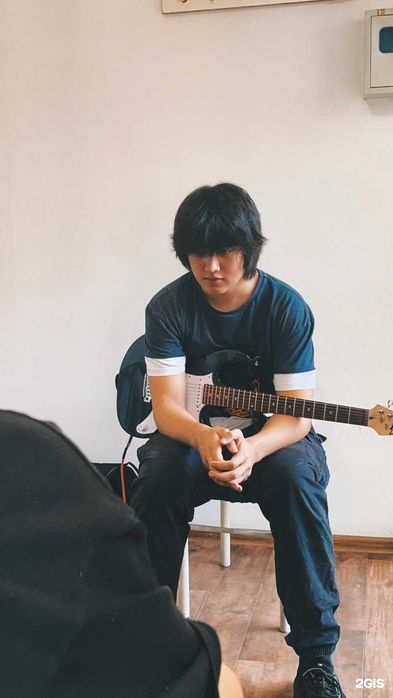 Подарочный сертификат на уроки музыки (вокал, гитара, барабаны и др.)