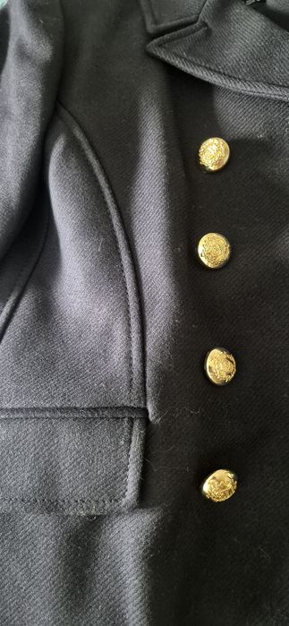 Палто марково,ново,късо!