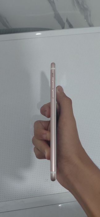 В продаже Iphone 7 plus