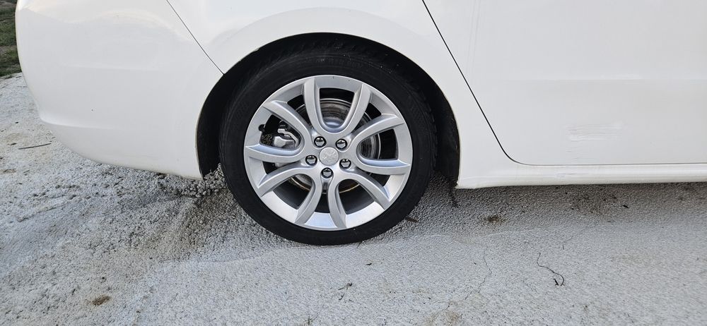 Dezmembrez Peugeot 508