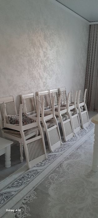 Продам стол стулья