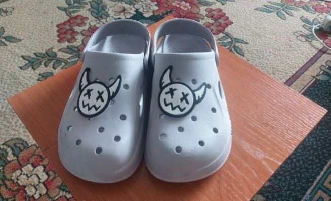 Кроксы в хорошем состоянии