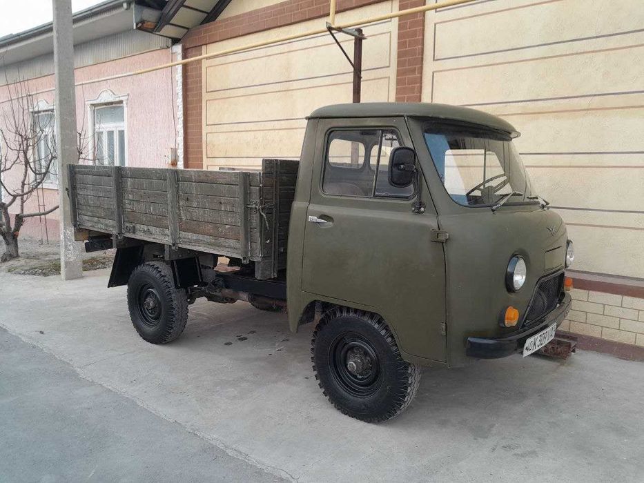 Uaz  Bartavoy sotuvda