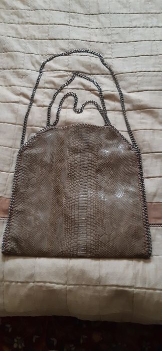 Сумка кожаная  модная