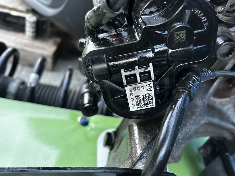 Etrier electric dreapta spate Volkswagen Tiguan 2022