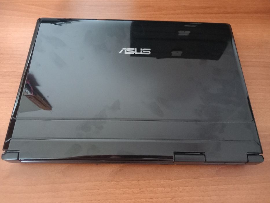 Лаптоп ASUS - PRO55G