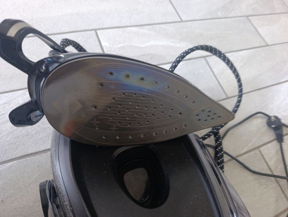 Statie de calcat Tefal