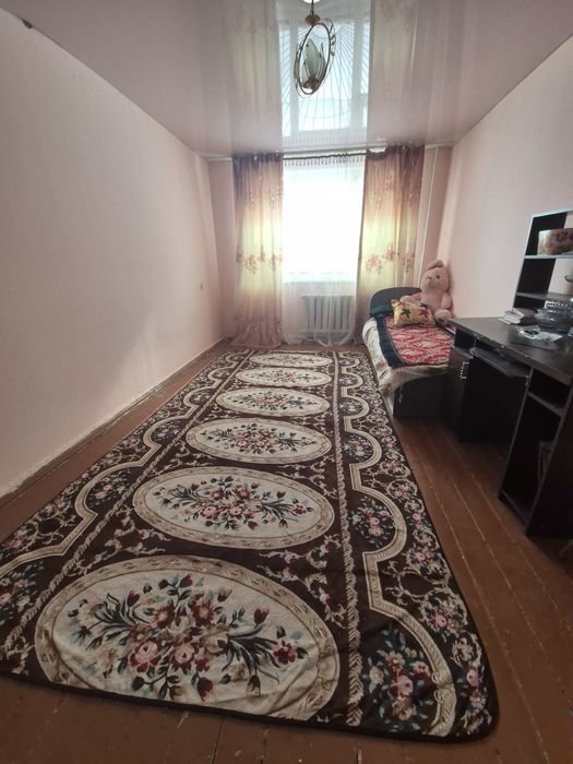 Үш болме үи сатылады