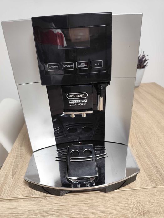 Aparat de cafea DeLonghi Perfecta Capuccino