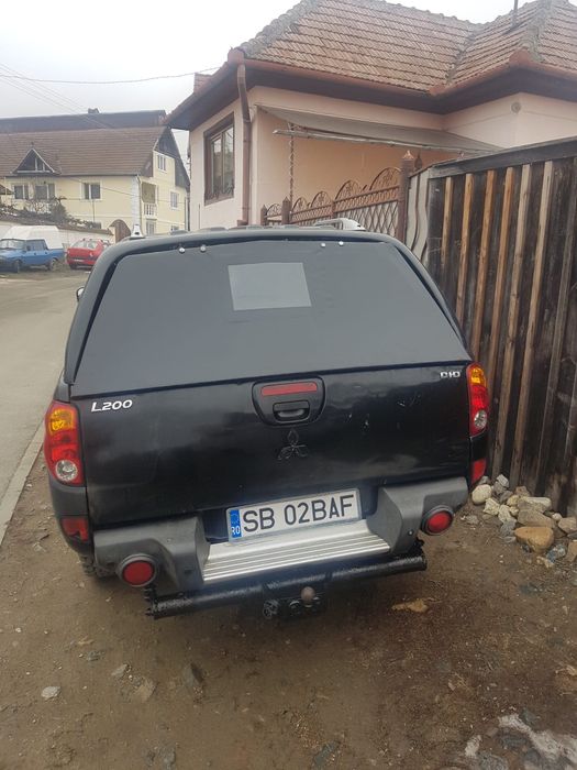 Hardtop Mitsubishi L200 2008.
