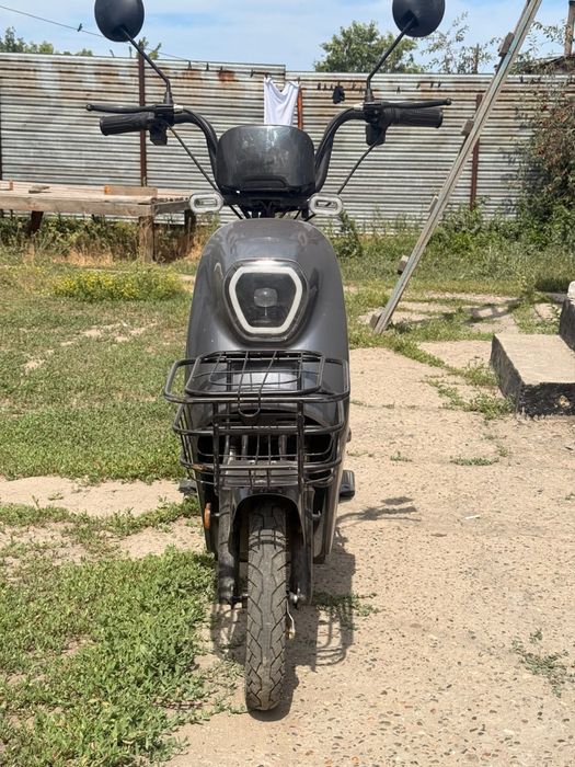 ПРОДАМ электроскутер срочно