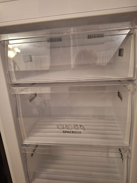 Vând combina frigorifica gorenje