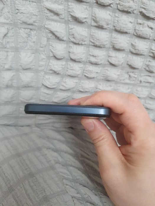 Srochna sotiladi Tecno Spark Go 2023 6/64Gb Rang Black Original