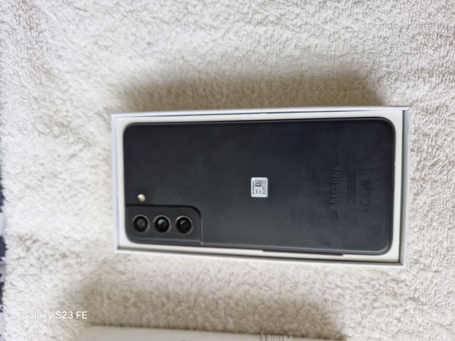 Samsung S 21 stara foarte buna se vinde cu cutie