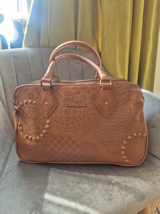 ОРИГИНАЛНА дамска чанта на марката DESIGUAL