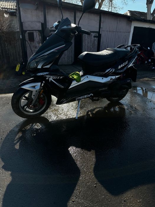 Скутер педа 150 куб