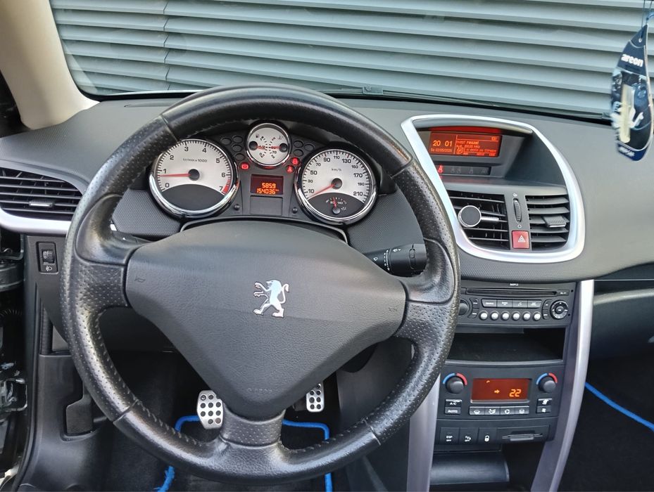 Peugeot 207 CC Cabrio 1.6 benzină - stare îngrijită