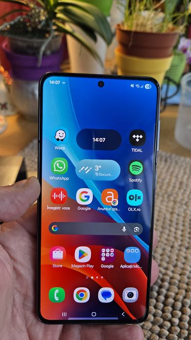 Samsung S 21 5G telefon de varf stare excelenta