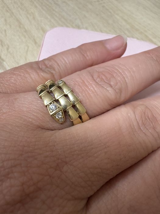 Продам золотое кольцо