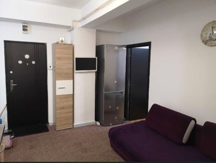 Vând apartament zona centrala