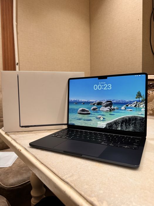 Macbook Air M2 8gb 258gb Midnight Blue