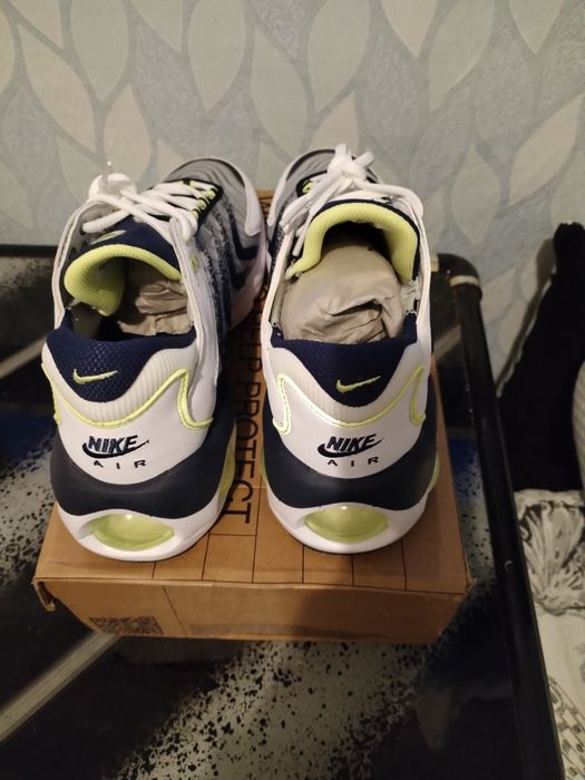 Nike Air Max TW 44 номер