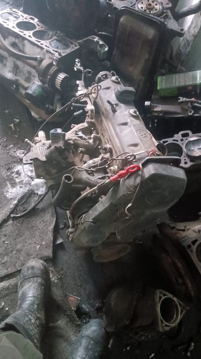 Двигатель на гольф  1.6