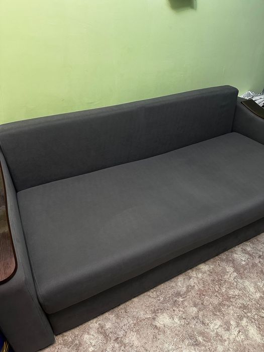 Диван в нормальном состоянии не дорого