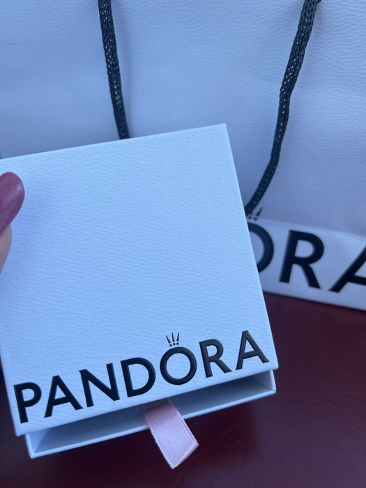 Bratara Pandora noua