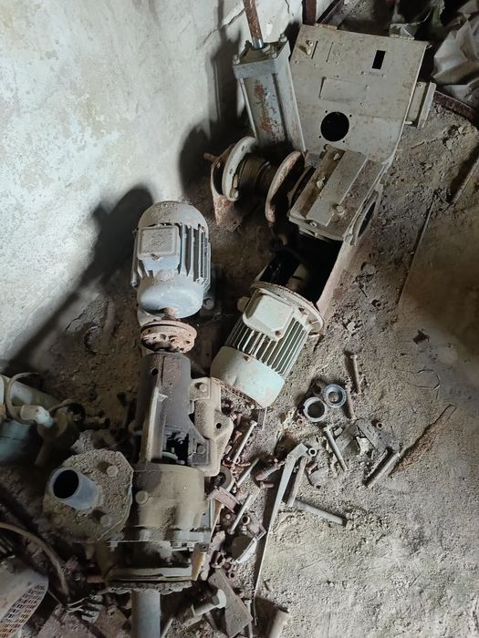 Продам лебётку в хорошем состоянии