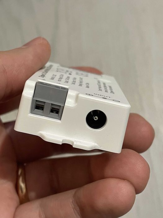 Controller LED Zigbee 3.0 compatibil Tuya banda LED CCT alb variabil