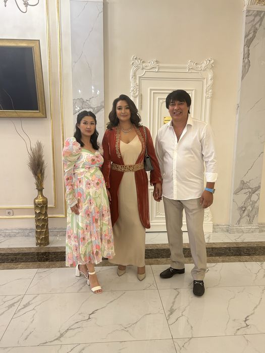 Продам Нежное платье