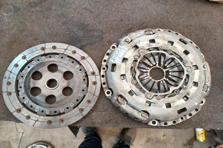 DISC+PLACA AMBREIAJ 1.8TDCI 123039510 323059910 Ford Focus 1 [facelif