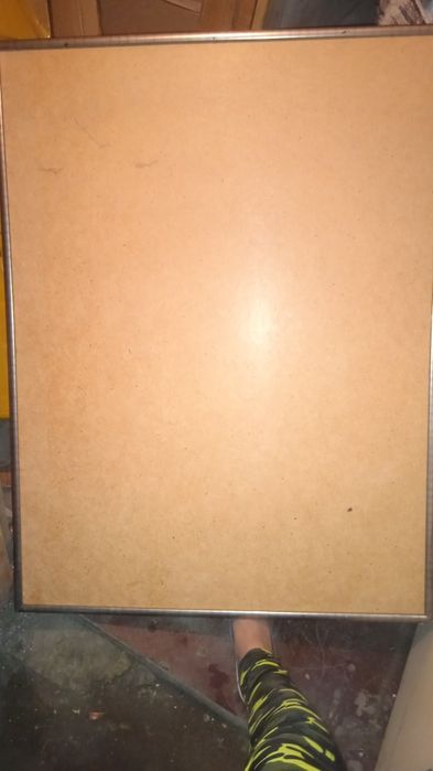 Продам  холст  в  подрамнике