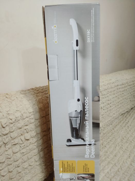 Вертикальный новый пылесос