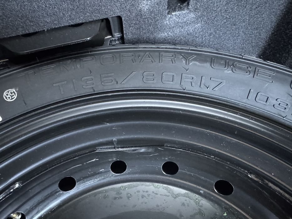 Резервна гума за бмв у11 у12 х1 х2  2023г