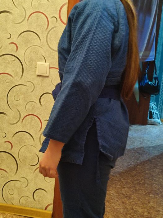 Продам кимоно синее Mizuno