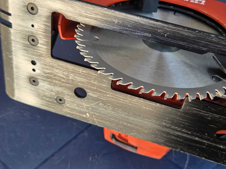 4 бр. Акумулаторни HILTI 22V (Перфоратори, Циркуляр, Саблен Трион) ТОП